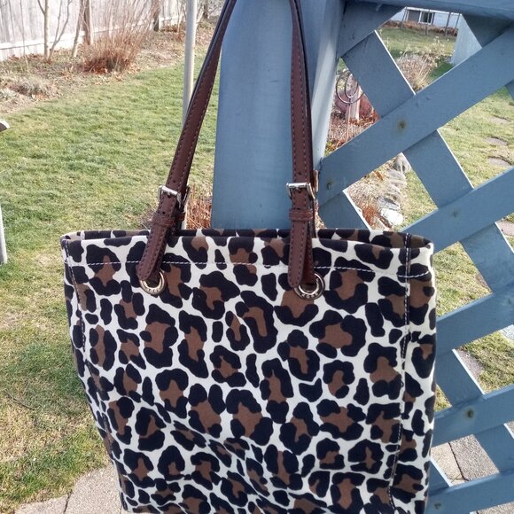 Michael Kors large  cavas leopard tote bag - Picture 2 of 10
